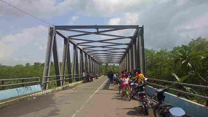 Terhimpit Ekonomi, Seorang Pria Terjun dari Jembatan