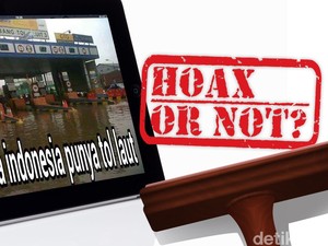 Foto Tol Laut Banjir di Gerbang Tol Pluit 3