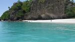 Inikah Pantai Tercantik di Alor, NTT?