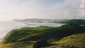 Ini bukanlah Islandia, melainkan di Lombok. Foto: Ahmad Renaldi