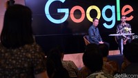 Jokowi menyimak pertanyaan warga negara Indonesia yang berkerja di Google. Ist/Setpres/detikFoto.