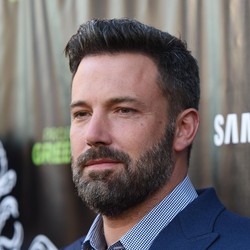 Ben Affleck Berduka, Ibunda Meninggal pada Usia 83 Tahun