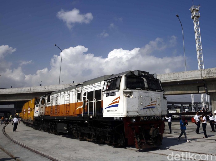 Bandara Adi Soemarmo Solo Akan Tersambung Kereta