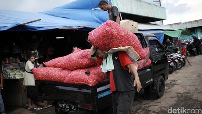 Kemenkop Akan Gelontorkan Rp 85 M untuk Revitalisasi Pasar