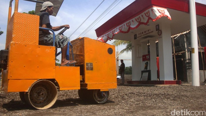 Berhasil Rakit Slender, Sariman Berencana Buat Backhoe Mini