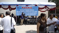 Pemprov DKI Jakarta akan menertibkan jalur hijau disepanjang bantaran Kalijodo yang kini jadi polemik.