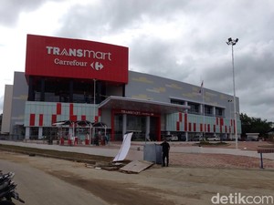 Transmart Hadirkan Bioskop CGV di 8 Gerai