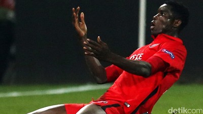Midtjylland Tundukkan MU 2-1