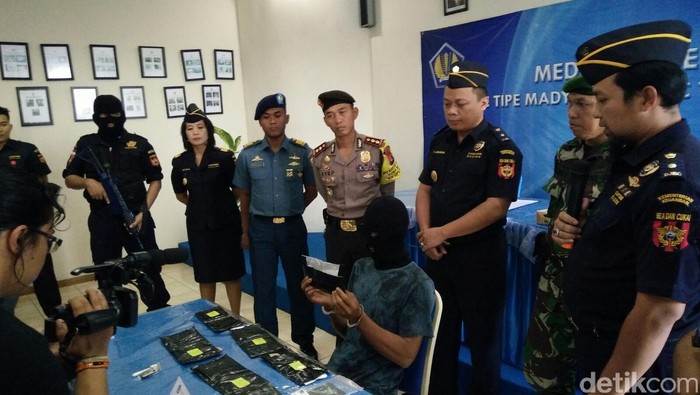 Bawa Sabu dari Malaysia, Pria Ini Dicokok Saat Turun dari Kapal