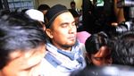 Penampakan Saipul Jamil Tinggalkan Polsek Kelapa Gading