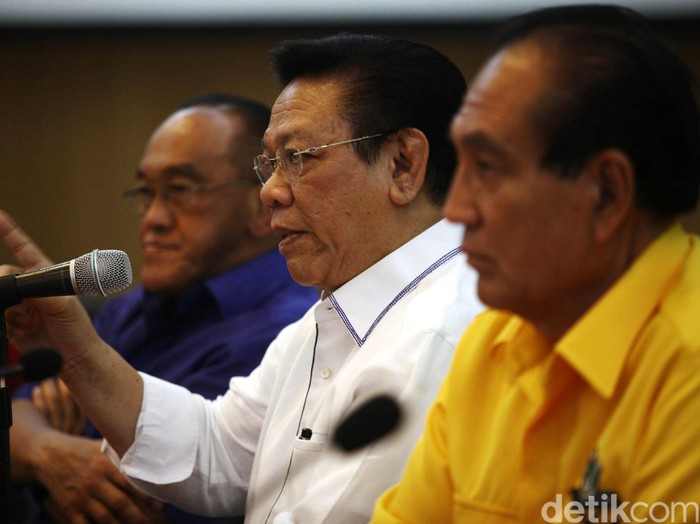 Akom Dilaporkan ke MKD, Agung Laksono: Jangan Saling Menjatuhkan