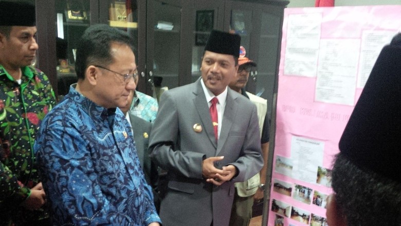 Beri Bantuan untuk Banjir Lima Puluh Kota, Irman Gusman Ajak Warga Segera Bangkit Beri Bantuan untuk Banjir Lima Puluh Kota, Irman Gusman Ajak Warga Segera Bangkit