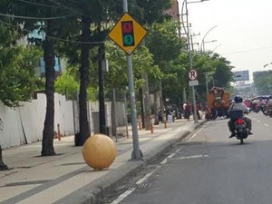 Ini Cara Risma Melindungi Pejalan Kaki dari Terjangan Kendaraan Bermotor