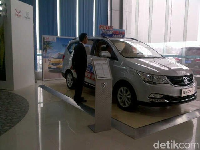Harga Mobil Wuling Setara dengan LCGC?