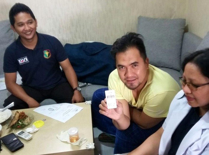 Fitri Karlina Soal Bang Ipul: Dia Jadi Role Model untuk Ibadah