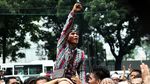Ratusan Warga Kalijodo Demo ke DPRD