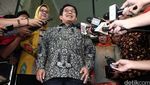 Ketua Dewan Komisioner OJK Datangi KPK