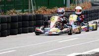 Barrichello Noor (depan) merupakan salah satu pebalap yang disiapkan untuk mengikuti Asian Max Challenge (AMC) 2016 di Sepang, Malaysia, 26-28 Februari.