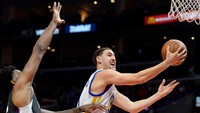 Bintang kemenangan Warriors adalah Klay Thompson dengan dengan 32 poin, tujuh rebound, dan tiga assist.  Jayne Kamin-Oncea/Reuter/detikFoto.