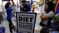 Aksi ini juga dilakukan secara serentak guna mendukung gerakan Indonesia bebas dari sampah tahun 2020.