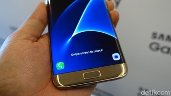 Warna gold yang terlihat mewah. Foto: detikINET/Fino Yurio Kristo