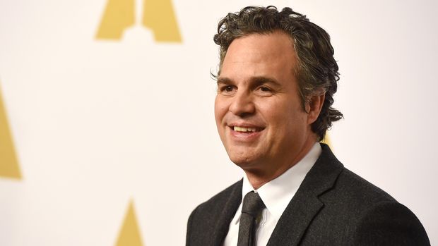 BEVERLY HILLS, CA - FEBRUARY 08:  Actor Mark Ruffalo attends the 88th Annual Academy Awards nominee luncheon on February 8, 2016 in Beverly Hills, California.  (Photo by Kevin Winter/Getty Images)