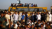 Otoritas India telah mempersiapkan proporsi lapangan pekerjaan dan universitas untuk para Dalit, atau yang disebut juga sebagai yang tidak tersentuh, serta kasta terbelakang lainnya. Reuters/Adnan Abidi/detikFoto. 