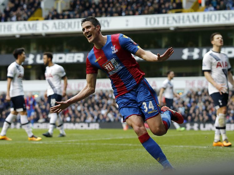 Palace Bekuk Tottenham Hotspur