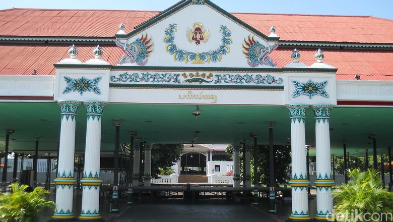 Temui Sultan HB X, Sandiaga Uno Sowan ke Keraton Yogya Temui Sultan HB X, Sandiaga Uno Sowan ke Keraton Yogya