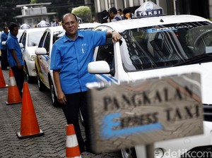 Saham Taksi Express Pagi Ini di Zona Merah