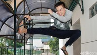 Ia pun cuek dan tak peduli serta tampil apa adanya di depan kamera. Pool/Gus Mun/detikFoto.