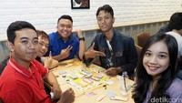 Sebanyak 10 member trainee generasi 4 berpartisipasi di event kali ini. Mereka yaitu Celine, Christy, Cindy, Devi, Fia, Jinan, Lintang, Lisa, Melati, dan Yuriva.