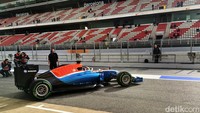 Tampilan luar MRT05 adalah kombinasi tiga warna, yaitu biru, oranye, dan hitam. (Ist/ManorRacing).
