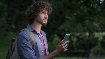 Sedangkan Xperia XA hadir dengan prosesor quad core MT6755 dan RAM 2 GB. Foto: sony