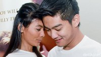 Ully dan Boy saat ditemui di Kemang Village, Kemang, Jakarta Selatan, Minggu (21/2/2016). Pool/Gus Mun/detikFoto.