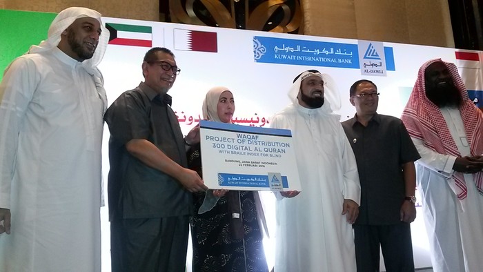 Deddy Mizwar Tertarik Kembangkan Quran Digital Braille
