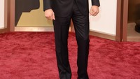 Leonardo DiCaprio melakoni wawancara usai kemenangan Oscar pertamanya. Foto: Jason Merritt/Getty Images
