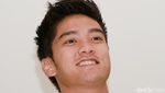 Bengong, Boy William Lagi Mikirin Apa?