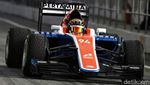 MRT05, Jet Darat Rio Haryanto