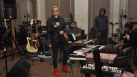 Mereka juga akan membuat medley berdasarkan hasil survey di media sosial. Pool/Ismail/detikFoto.