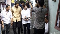 Pengusaha Sandiaga S Uno terus menggalang simpati masyarakat guna meraih dukungan untuk dapat memenangkan Pemilihan Gubernur DKI Jakarta 2017.