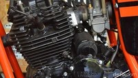 Sementara mesinnya juga telah di-bore up. Mesin Scorpio pada motor ini kini berkapasitas 300cc. Pool/Diwa Creative Studio