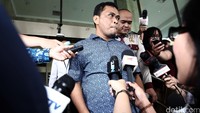 Saya belum bisa ngomong ya, kata Jailani di KPK, Jakarta Selatan, Selasa (23/2/2016).