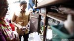Sandiaga Uno Blusukan ke Rumah Warga