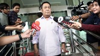 Terkait perkara ini, eks Wakil Ketua DPRD Sumut Kamaluddin Harahap didakwa menerima duit Rp 1,4 miliar dari Gatot Pujo Nugroho.