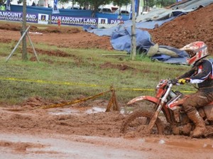 Viar Unjuk Gigi di Paramount Land Speed Nation Freestyle Max dan Enduro Cross