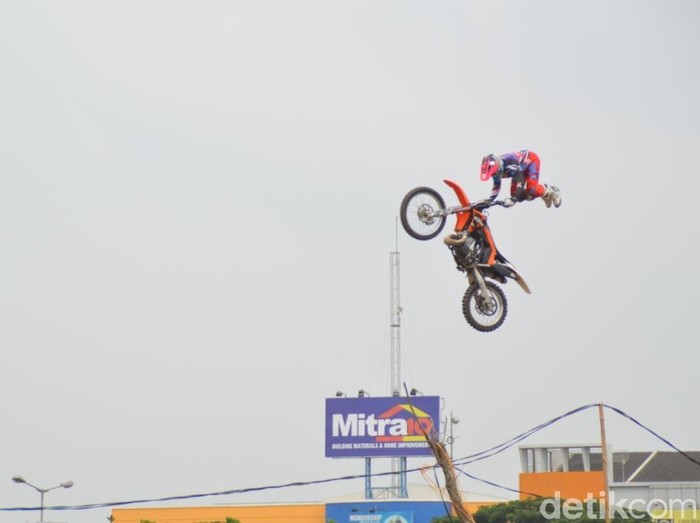 Sarana Pencarian Crosser Muda Viar