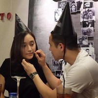 Enam tahun berpacaran, kisah asmara Agni Pratistha dan Junot tak sampai ke pelaminan. Banyak yang mengatakan bahwa pasangan ini terlihat begitu cocok. Kini, adik  Sigi Wimala itu telan menjalani pernikahan bahagia dengan Ryan Anthony Monoarfa. Sementara Junot masih berstatus sebagai pacar aktris Tatjana Saphira. Foto: Instagram