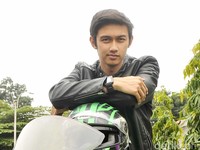 10 Artis Muda Cowok Terhot