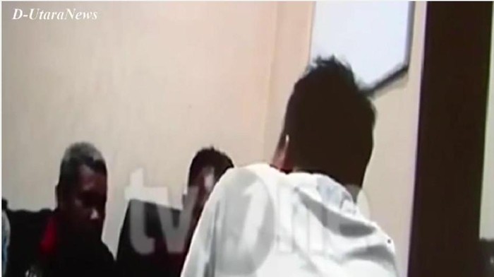 Video BAP Beredar, Apa Arti Gerakan Membungkuk Ipul Saat Bangunkan Korban?